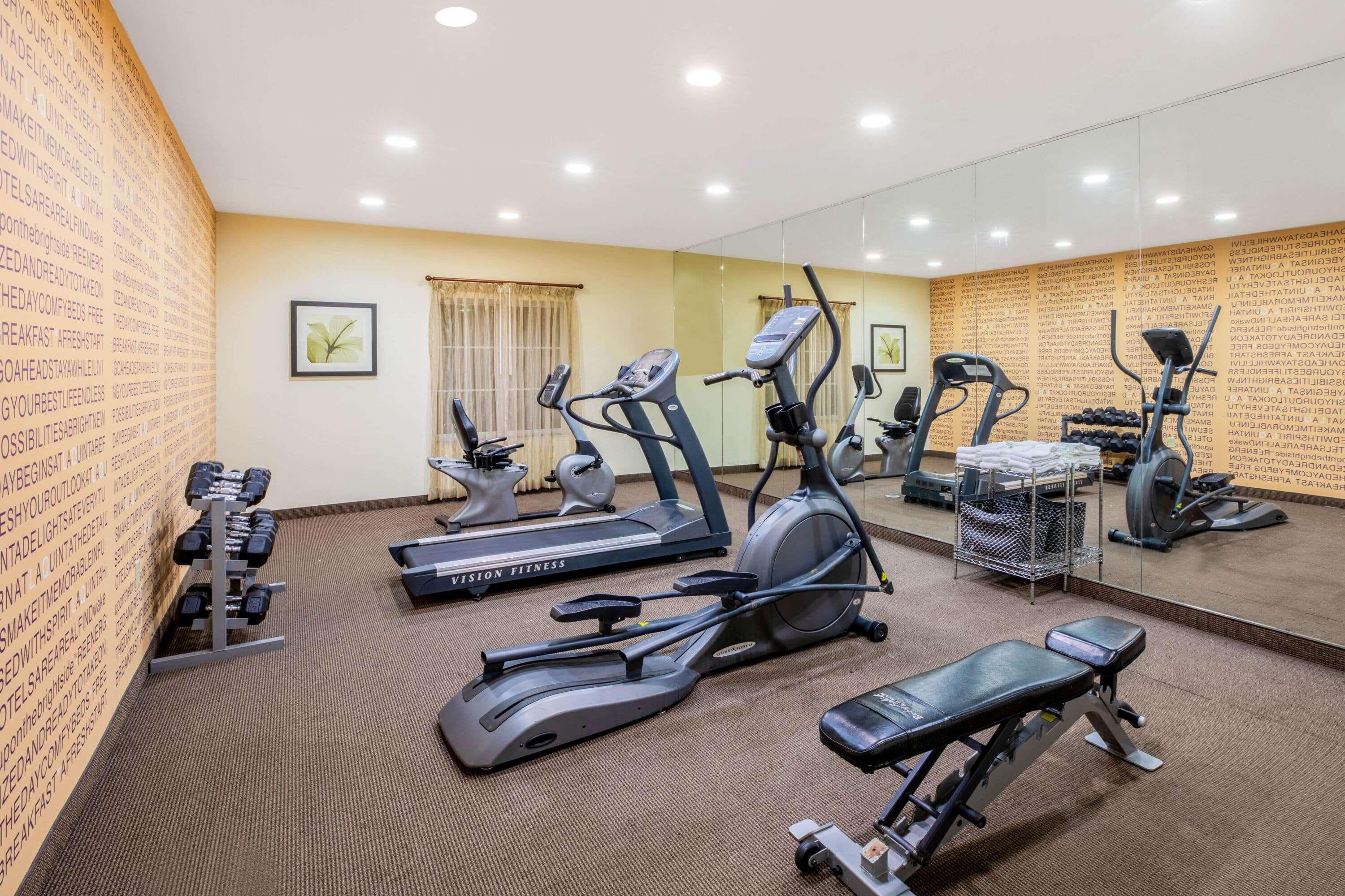 La Quinta By Wyndham Floresville Exterior foto